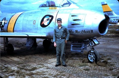 FU-775 (sn 52-4775) F-86F-30-NA.jpg