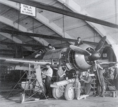 IAR-80-production.jpg