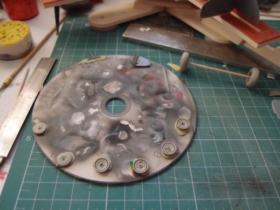 Brassinové kolečka připraveny na barvu