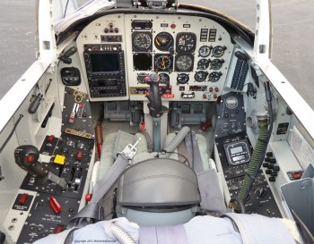 SuperPinto-cockpit-1000.jpg