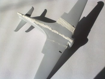 Spodné plochy a masy tmelu.