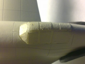 Maskovanie pomocou pásky Tamiya.