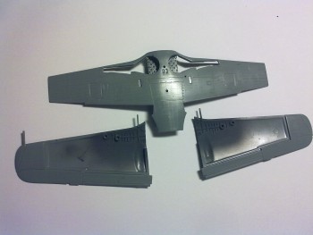 Onitované diely krídla