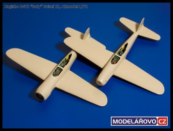 Ta díra vzadu na vop u hvezdicového motoru jsou sklopené pohyblivé plochy.-)