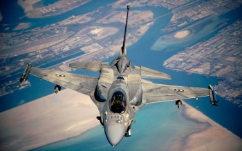 f_16e_fighting_falcon_head_on_1680_x_1050_widescreen_wallpaper_f16e_ho-1280x800.jpg