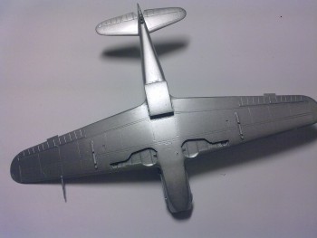 Spodné plochy, tie bolo nutné najviac tmeliť.