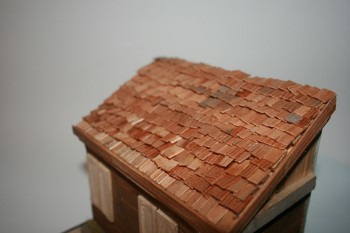 Dům je z balzy a dýhy a budu ho ještě barvit