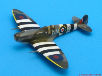 SpitfireIX_AZ_69.jpg