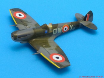 SpitfireIX_AZ_75.jpg