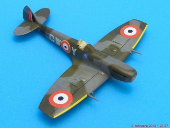 SpitfireIX_AZ_76.jpg