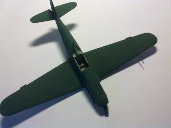 Horné plochy sú Humbrol 91.