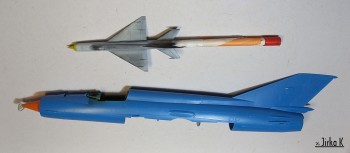 budoucí Bunny Fighter (48) a budoucí Bunny Mazel (144)