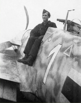 Messerschmitt-Bf-109G6R3-1.JG300-White-1-Germany-1944-01.jpg