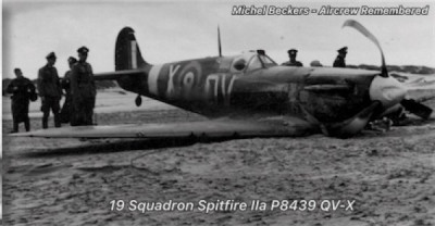 19-squadron-spitfire-iia-p8439-qv-x-and-pilot-w800.jpg