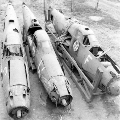 Zde  je pěkně vidět na prostředním trupu