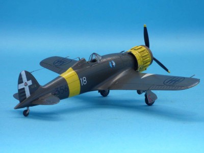 MC.200_mf04.JPG