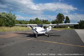 cessna172okela1-01.jpg