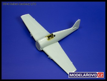 Pouze přiloženo, proto ty mezery.