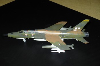 F-105 2.JPG
