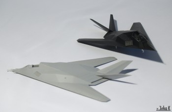 F-117 1/144 Trumpeter a Revell