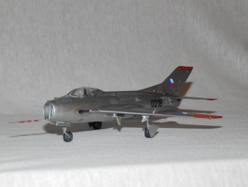 Mig-19S 001.jpg