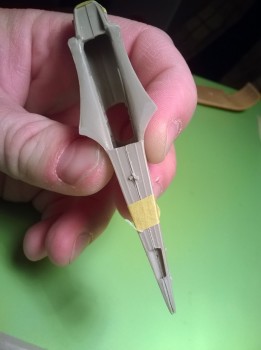 Při tmelení a broušení z nich moc nezbyde.